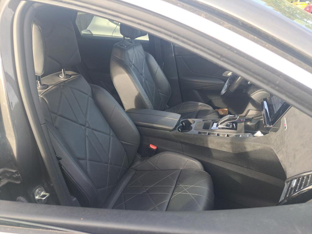 DS DS7 Crossback BlueHDi 180 EAT8 Performance Line+ 2020