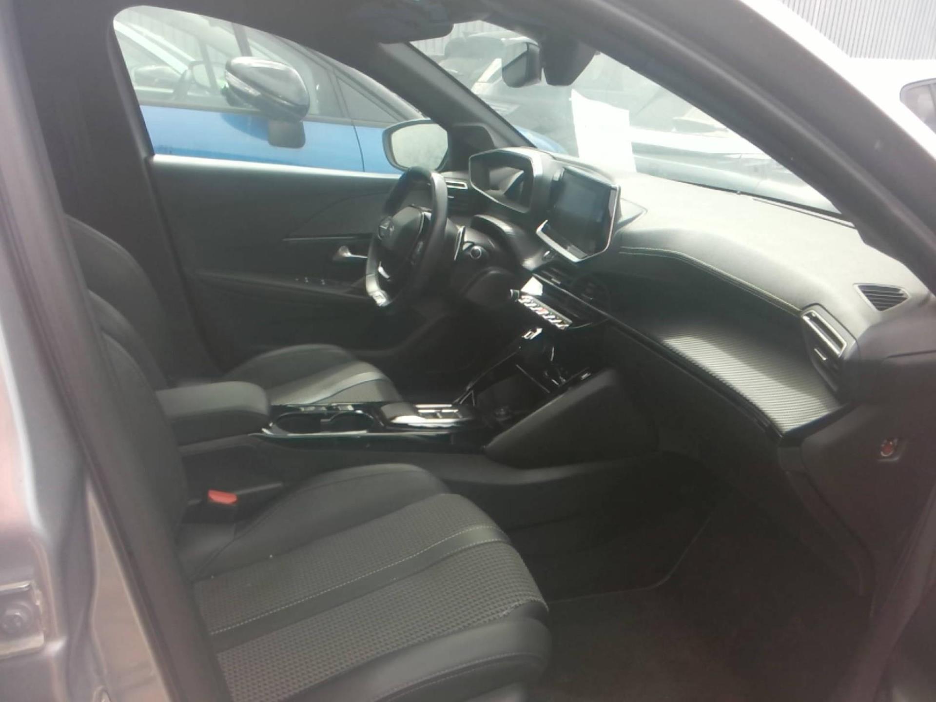 Peugeot 208 PureTech 100 S&S EAT8 GT 2023