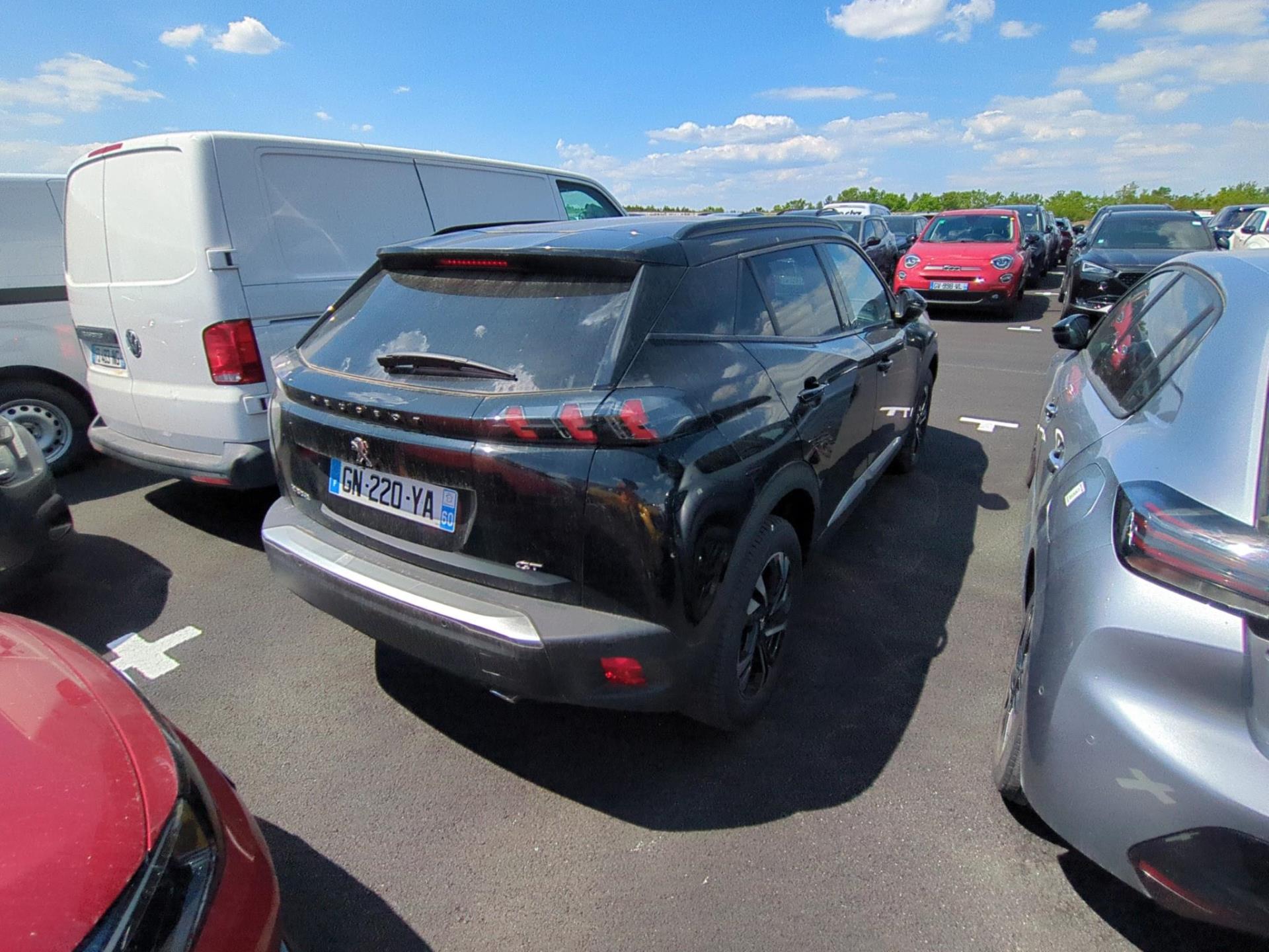 Peugeot 2008 BlueHDi 130 S&S EAT8 GT 2023