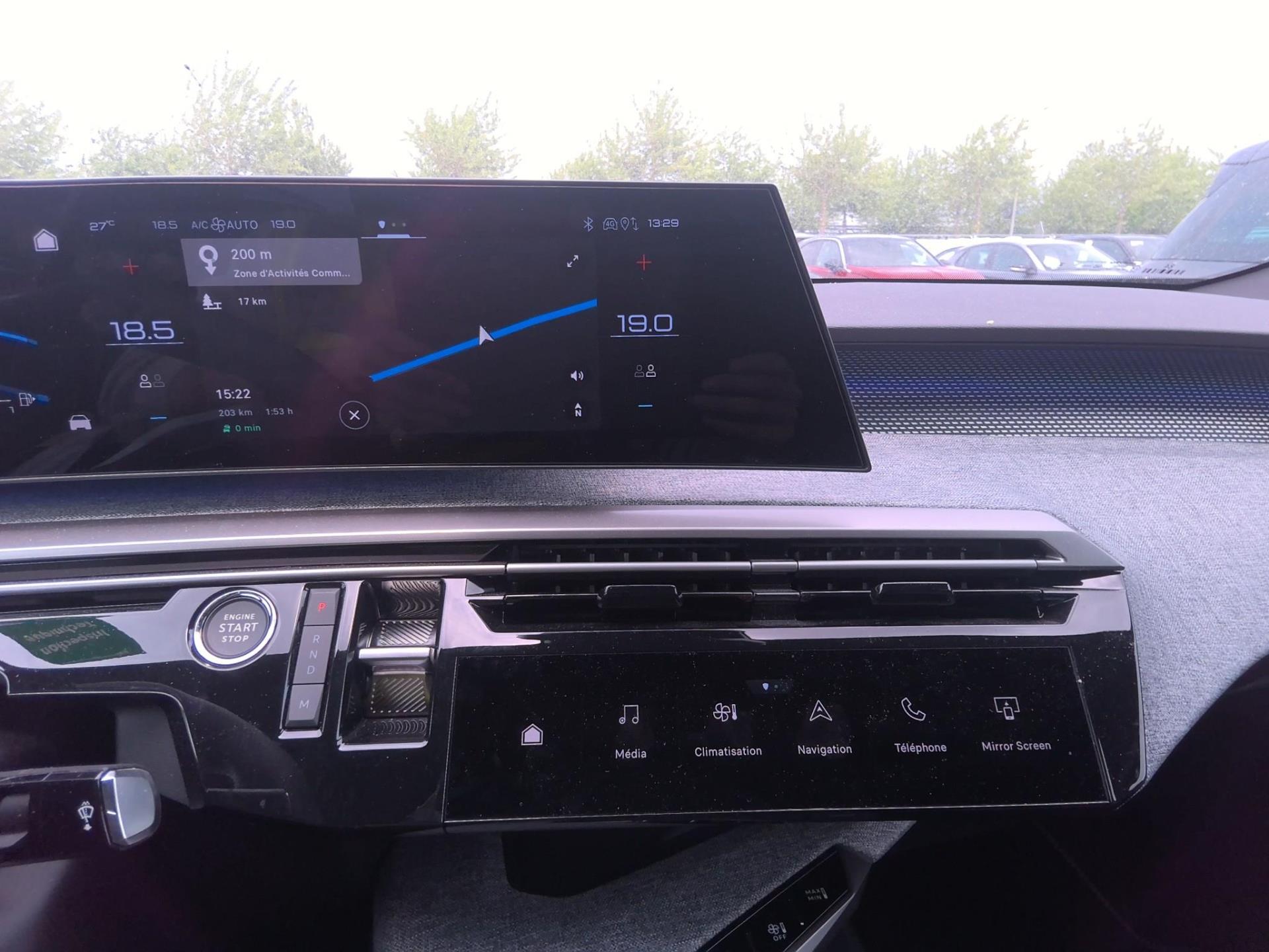 Peugeot 3008 Hybrid 136 e-DCS6 GT 2025