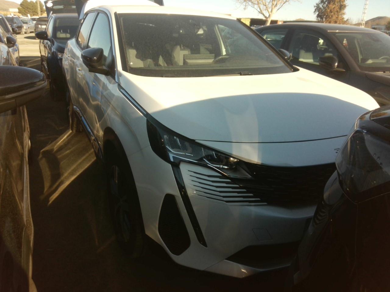 Peugeot 3008 3008 Allure Pack Gasolina 130 S&S 6 Vel. MAN