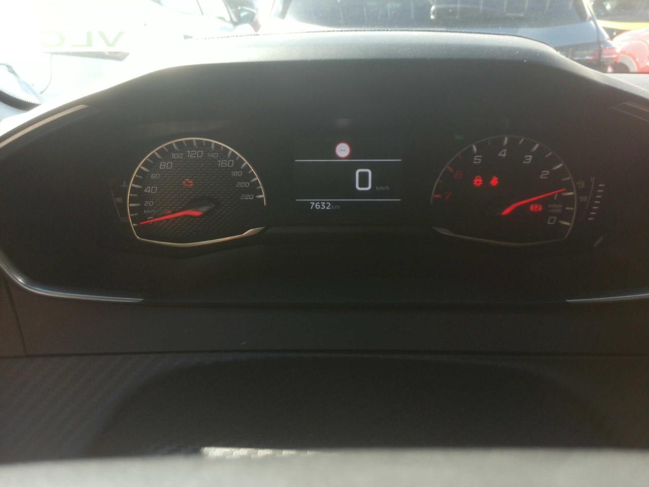 Foto Peugeot 208 5