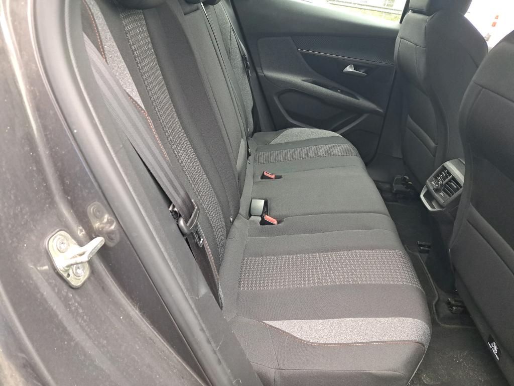 Peugeot 3008 BlueHDi 130ch S&S EAT8 Active Pack 2021