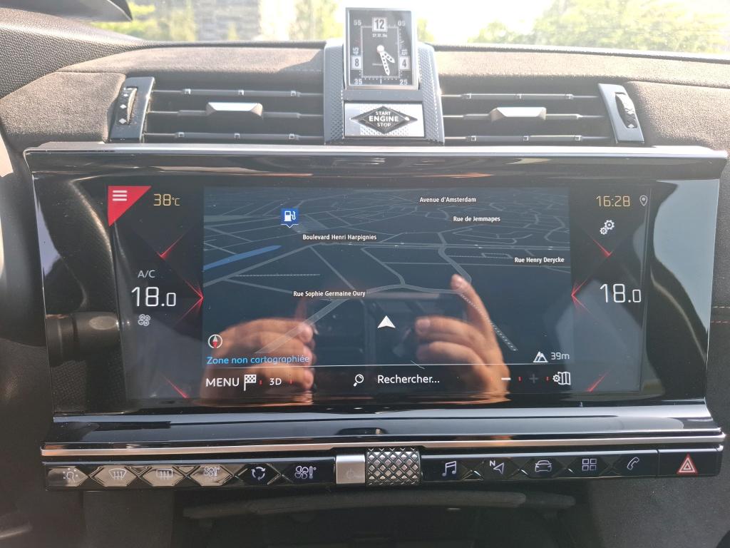 DS DS7 Crossback BlueHDi 130 EAT8 Performance Line+ 2022