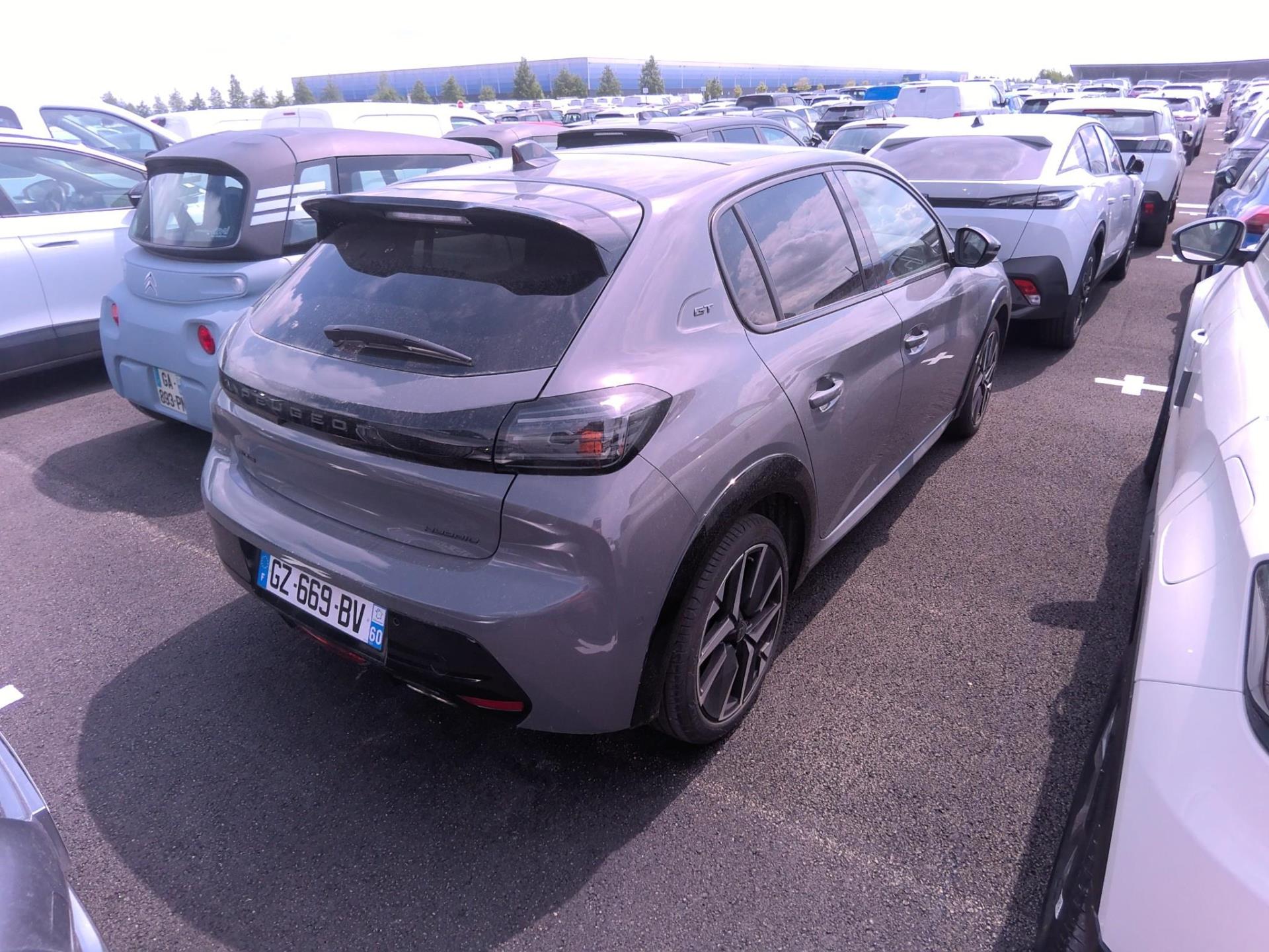 Peugeot 208 Hybrid 136 e-DCS6 GT 2024