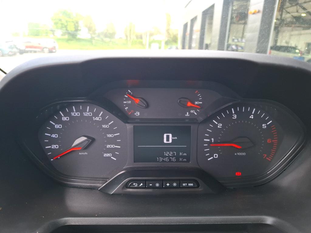 Peugeot PARTNER FOURGON STANDARD 650 KG BLUEHDI 100 BVM5 PREMIUM 2019