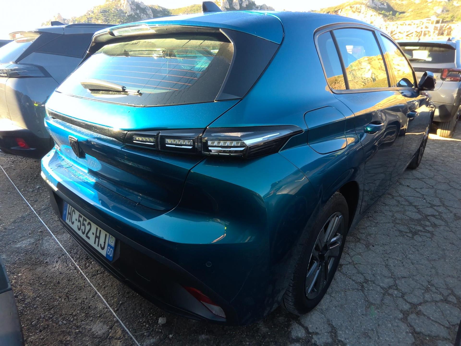 Peugeot 308 Hybrid 136 e-DCS6 Style 2025