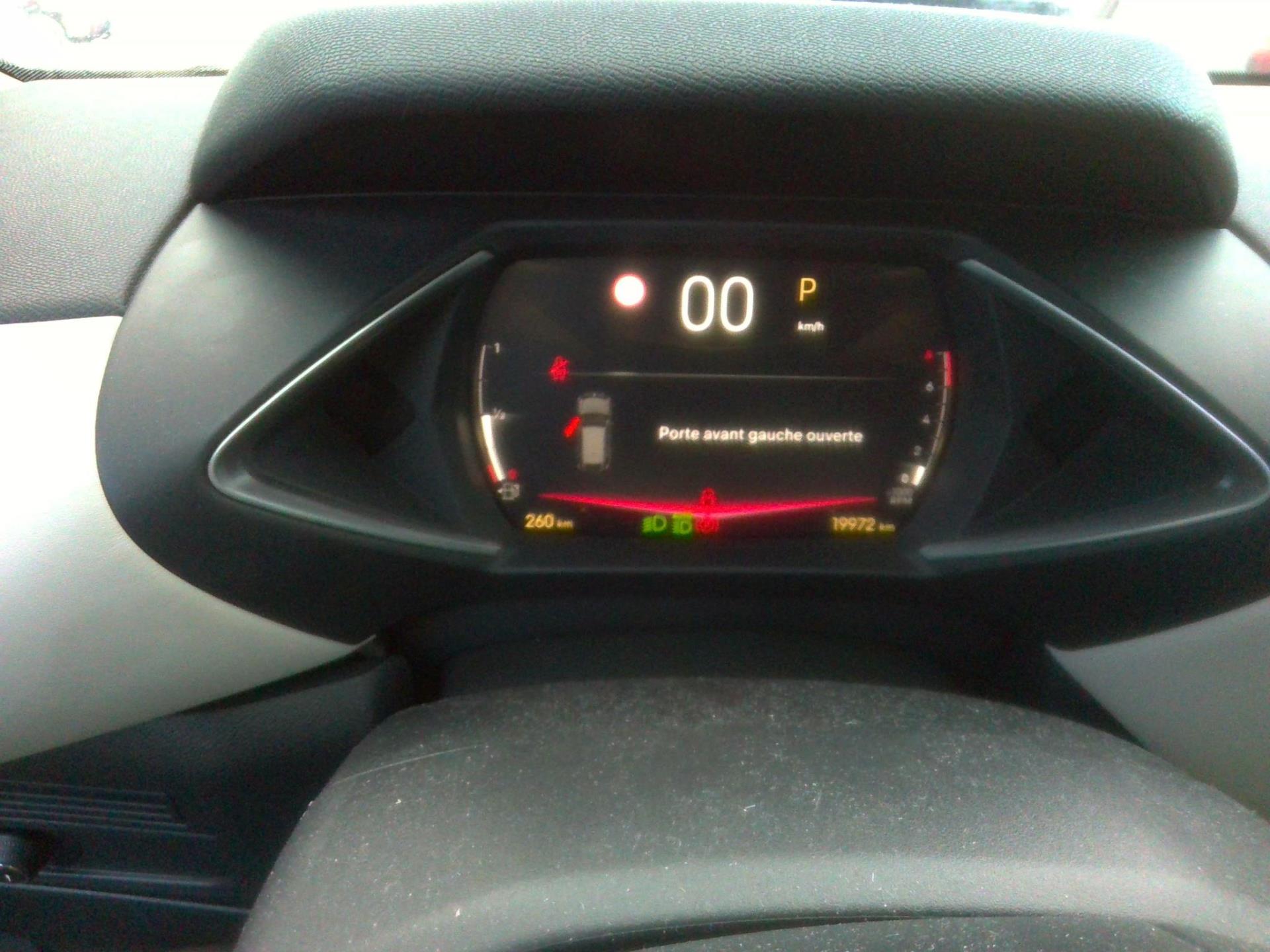 DS DS 3 PureTech 130 EAT8 Esprit de Voyage 2024