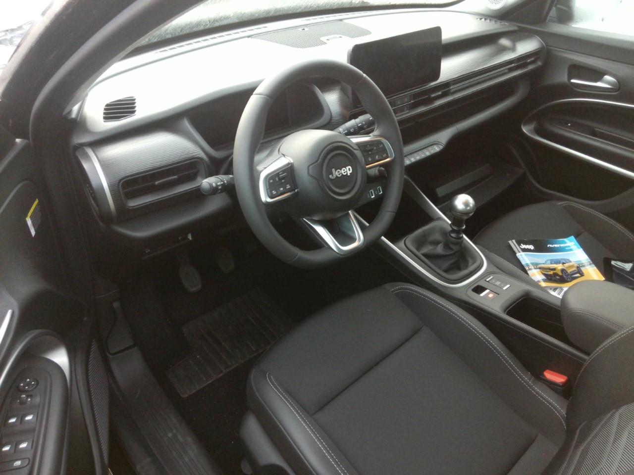 Foto Jeep AVENGER 3