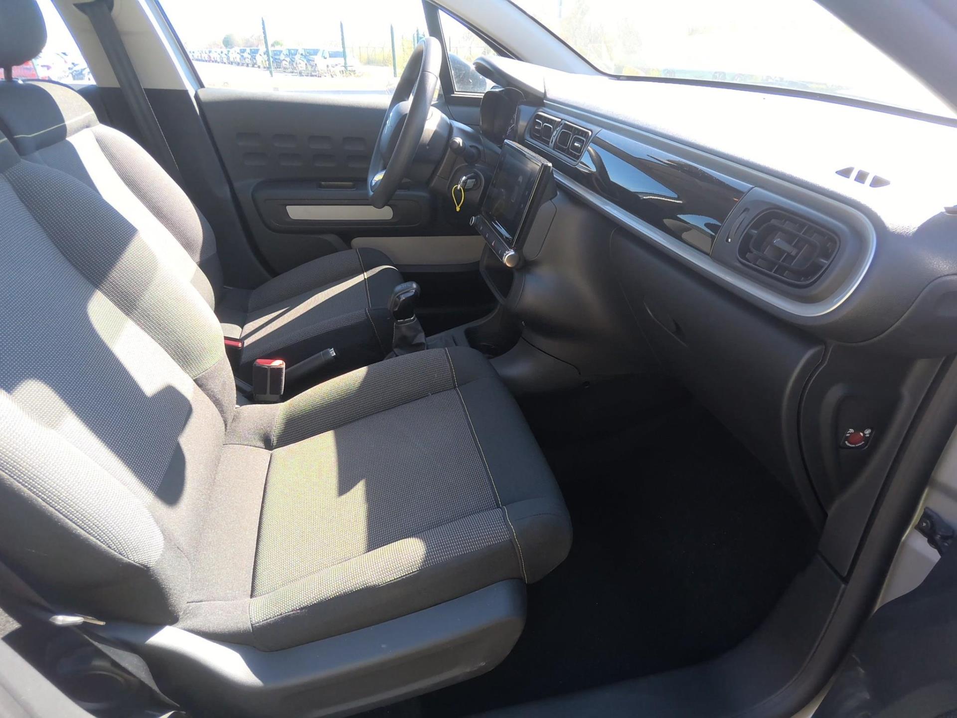 Citroen C3 PureTech 83 ch BVM5 Plus 2024