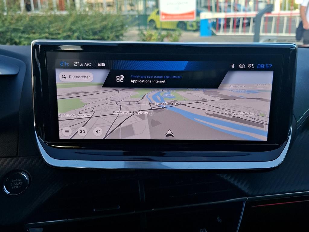 Peugeot 2008 Hybrid 145 ch e-DCS6 GT 2025