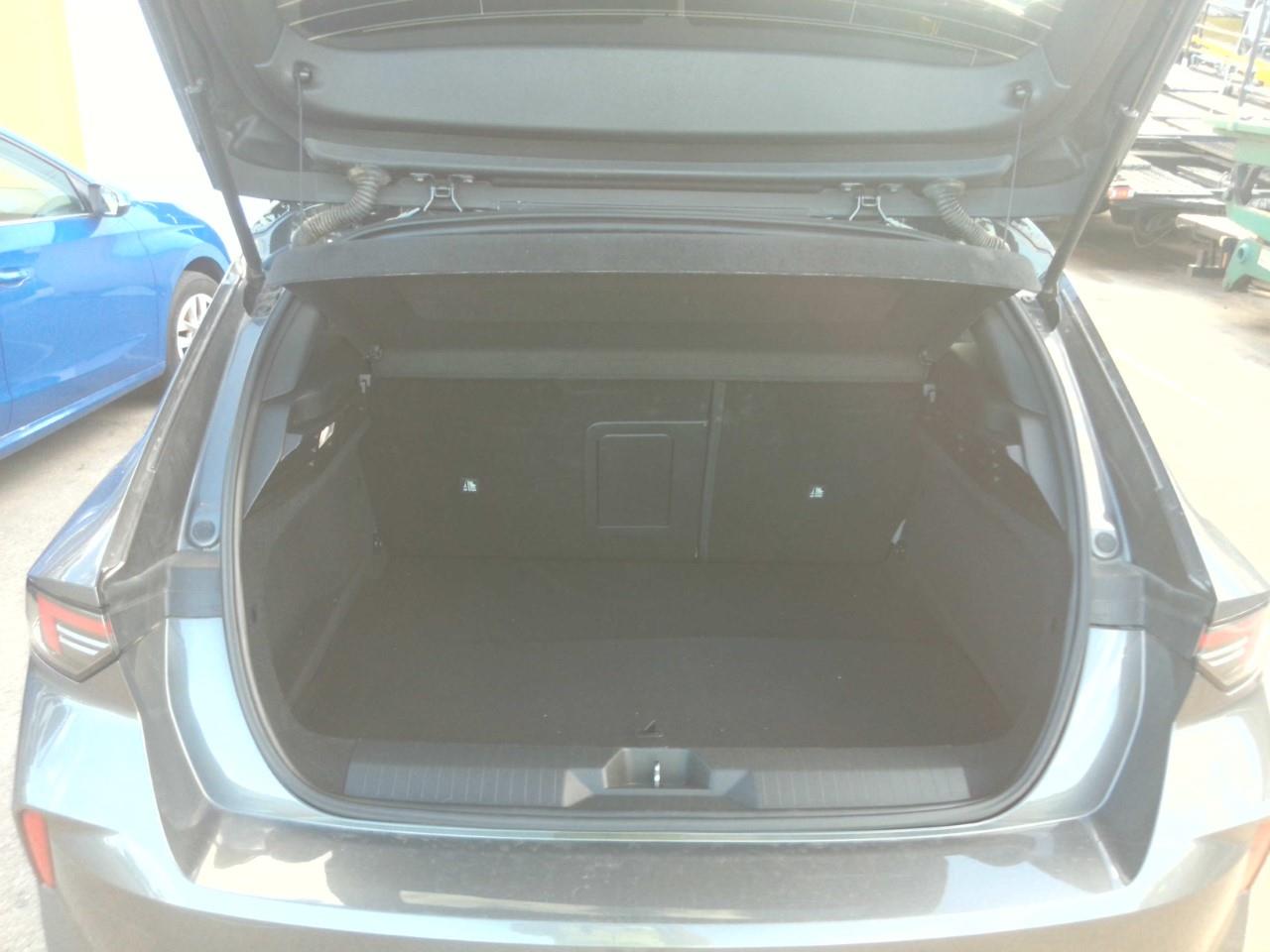 Foto Opel Astra PHEV 17