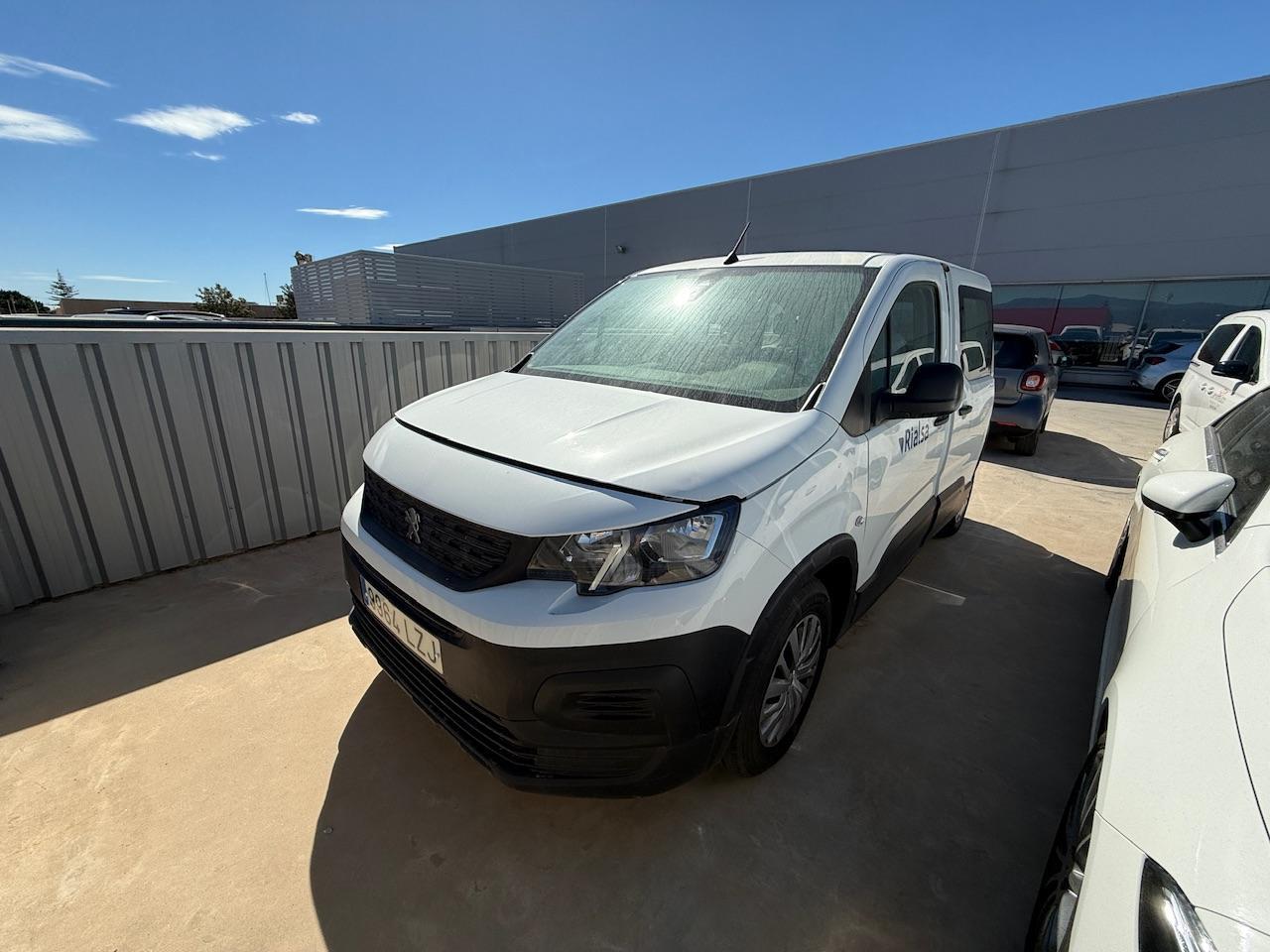 Foto Peugeot Rifter 9