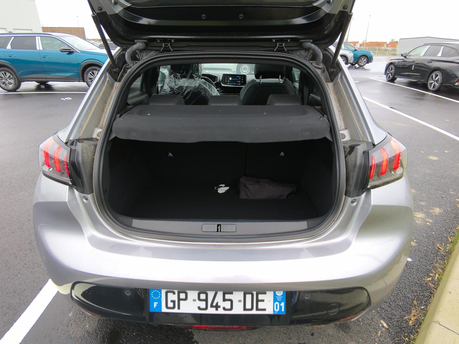 Peugeot 208 BlueHDi 100 S&S BVM6 GT 2023