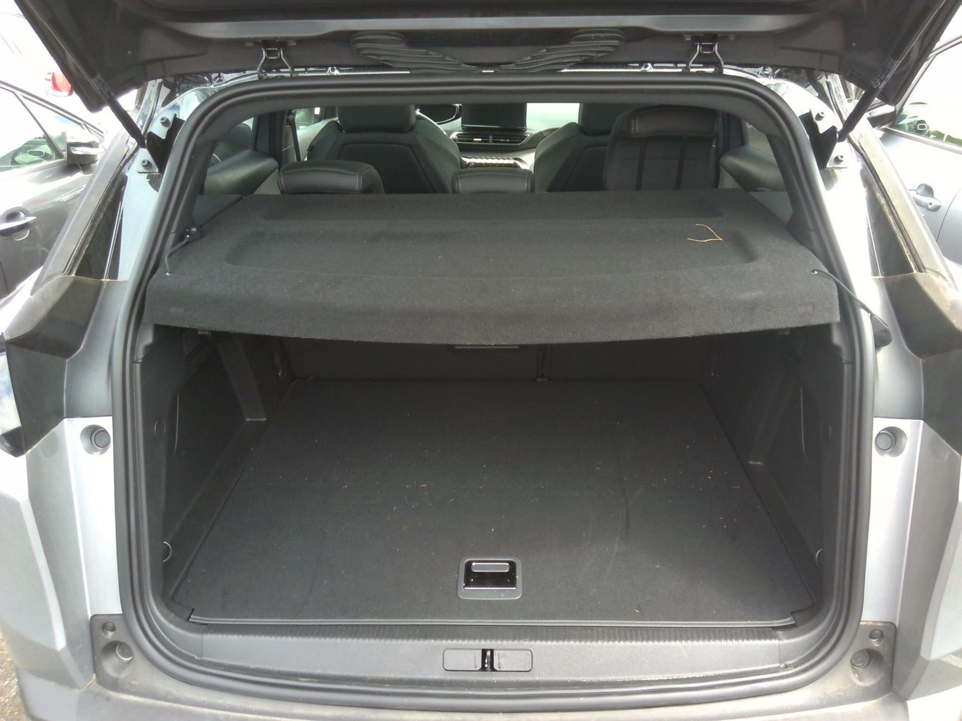 Peugeot 3008 Hybrid 225 e-EAT8 GT 2023