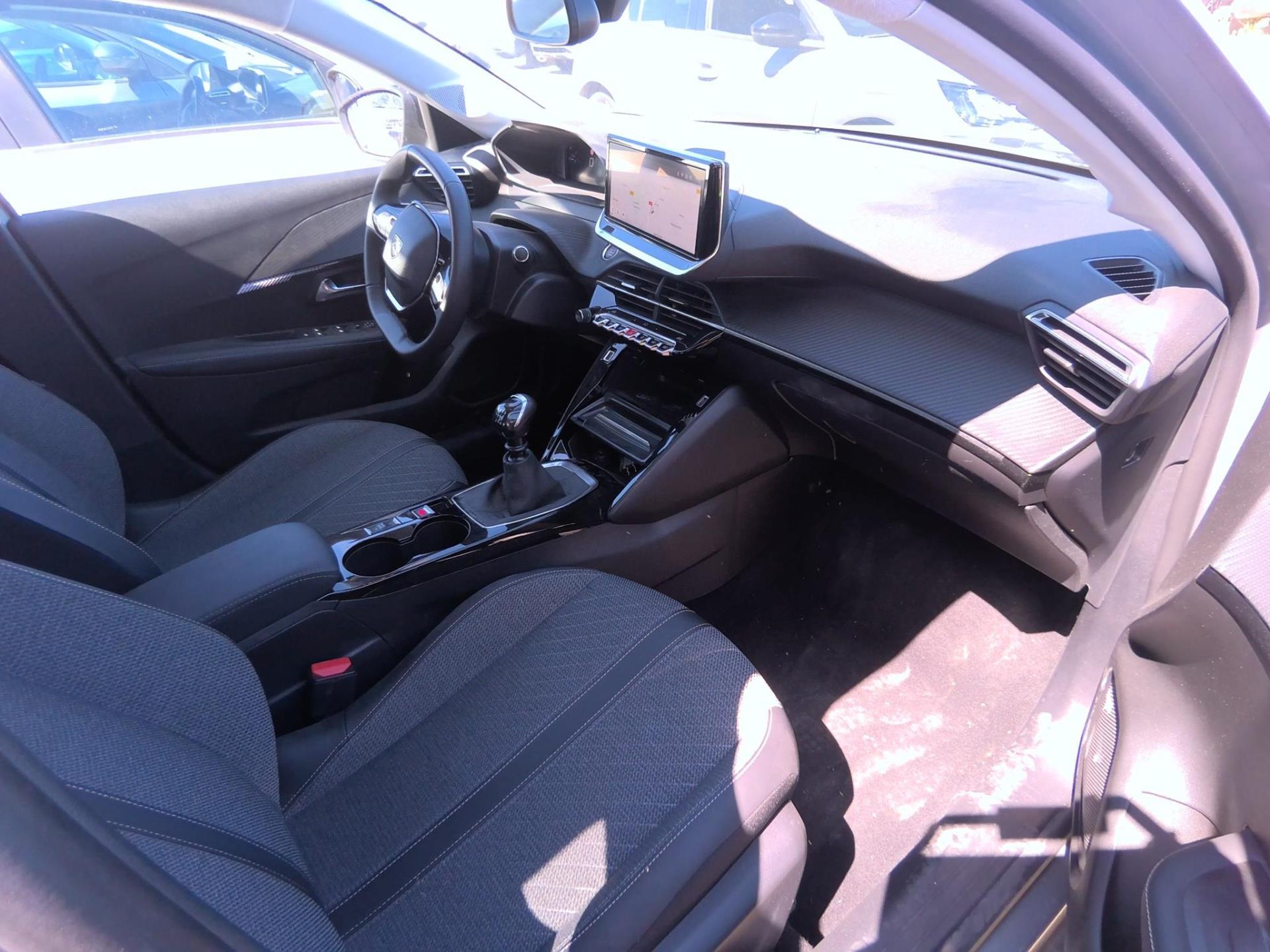 Peugeot 208 PureTech 100 S&S BVM6 Allure 2024