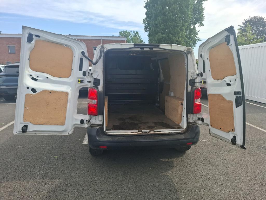 Peugeot EXPERT FGN TOLE STANDARD 2.0 BLUEHDI 120 S&S BVM6 PREMIUM 2018