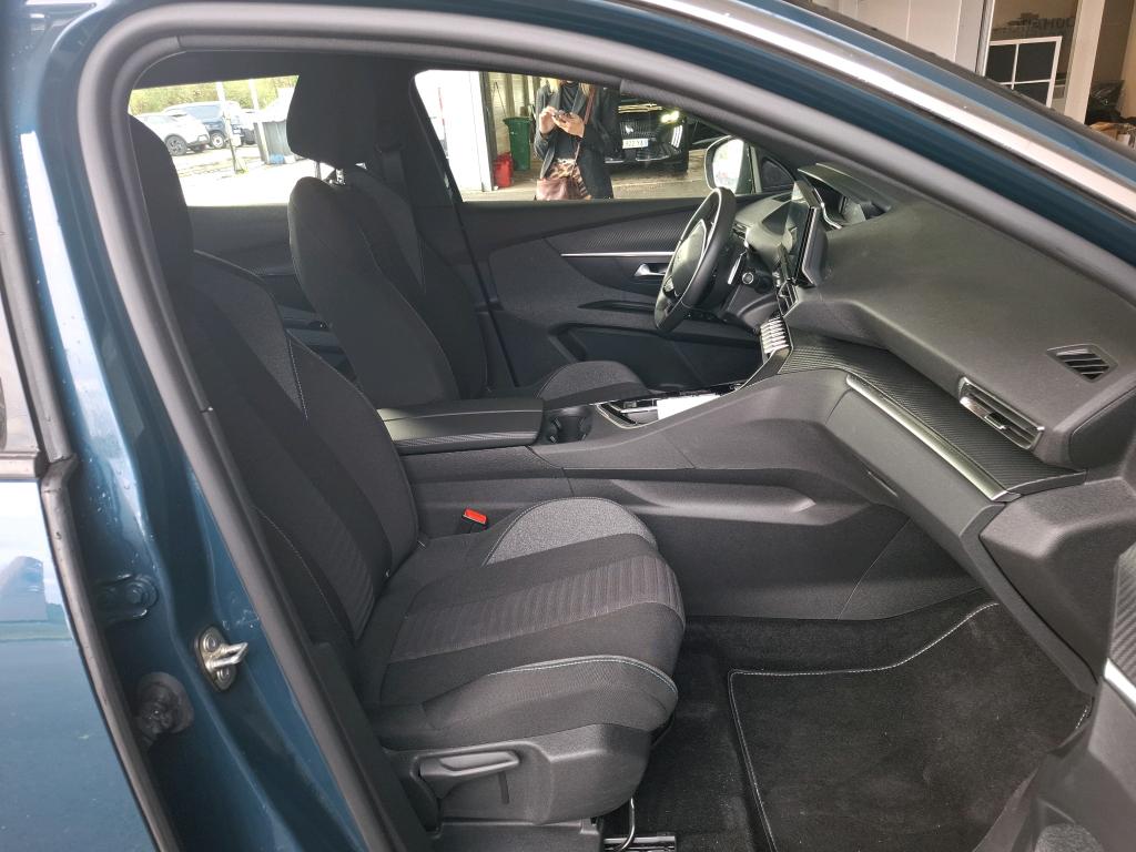 Peugeot 3008 Hybrid 180 e-EAT8 Active Pack 2023