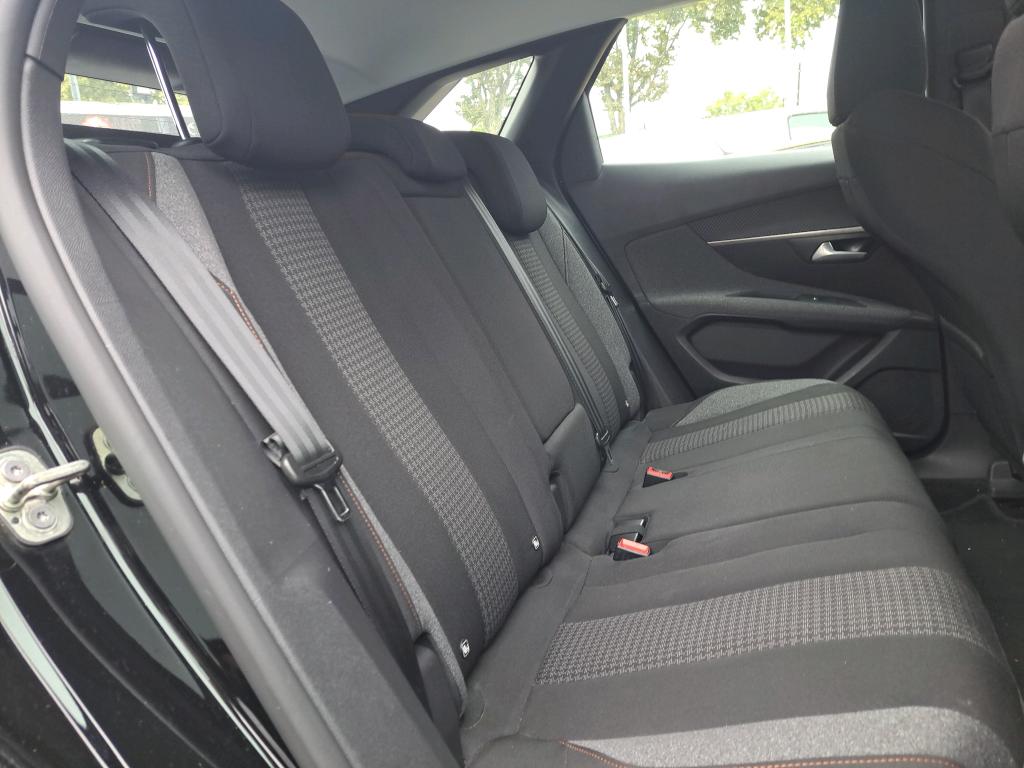 Peugeot 3008 BlueHDi 130ch S&S EAT8 Active Business 2021