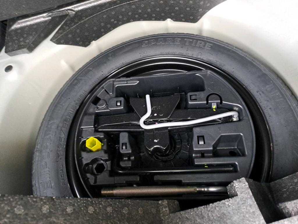 DS DS 3 PureTech 130 EAT8 Performance Line 2024