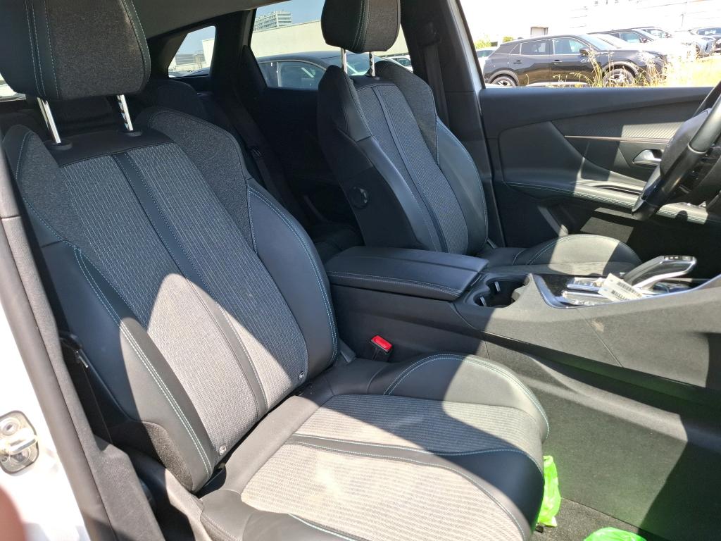 Peugeot 3008 Hybrid 225 e-EAT8 Allure 2021