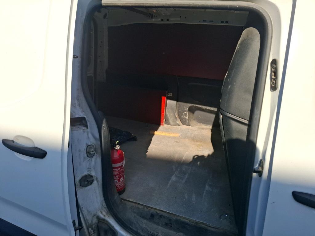 Peugeot PARTNER FOURGON STANDARD 650 KG BLUEHDI 100 BVM5 PREMIUM 2019