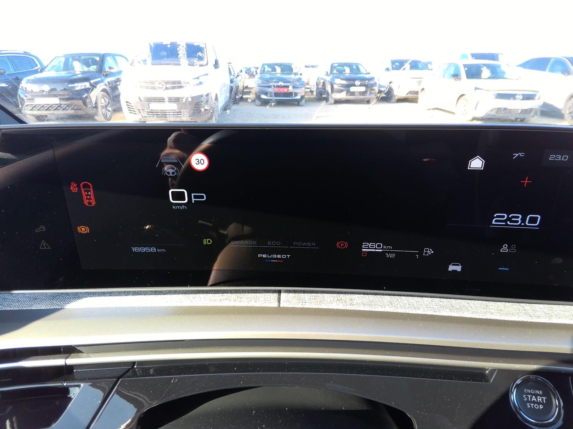 Peugeot 5008 Hybrid 145 ch e-DCS6 GT 2025
