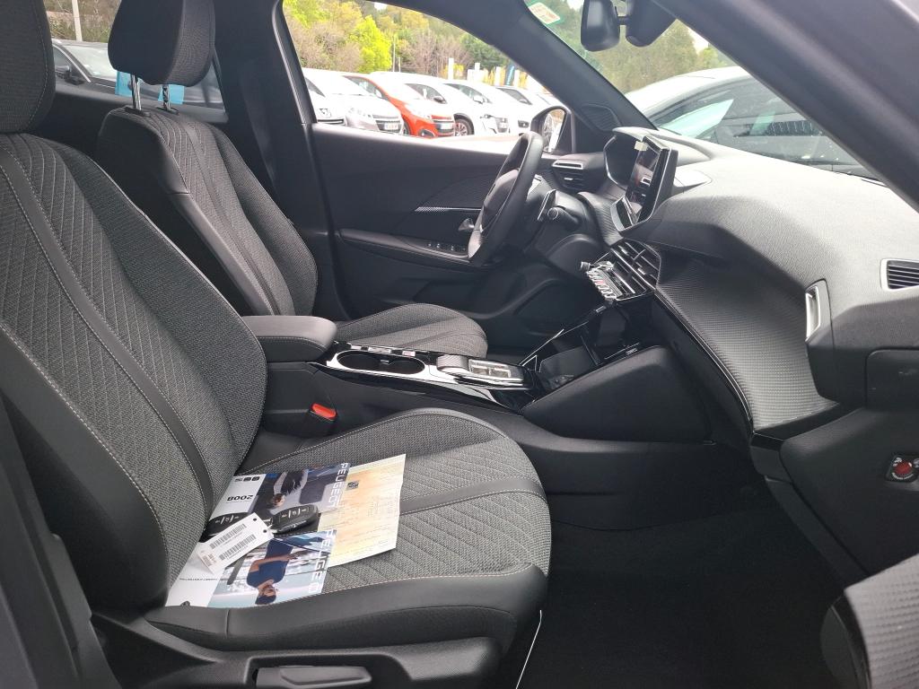 Peugeot 2008 PureTech 130 S&S EAT8 Allure 2024