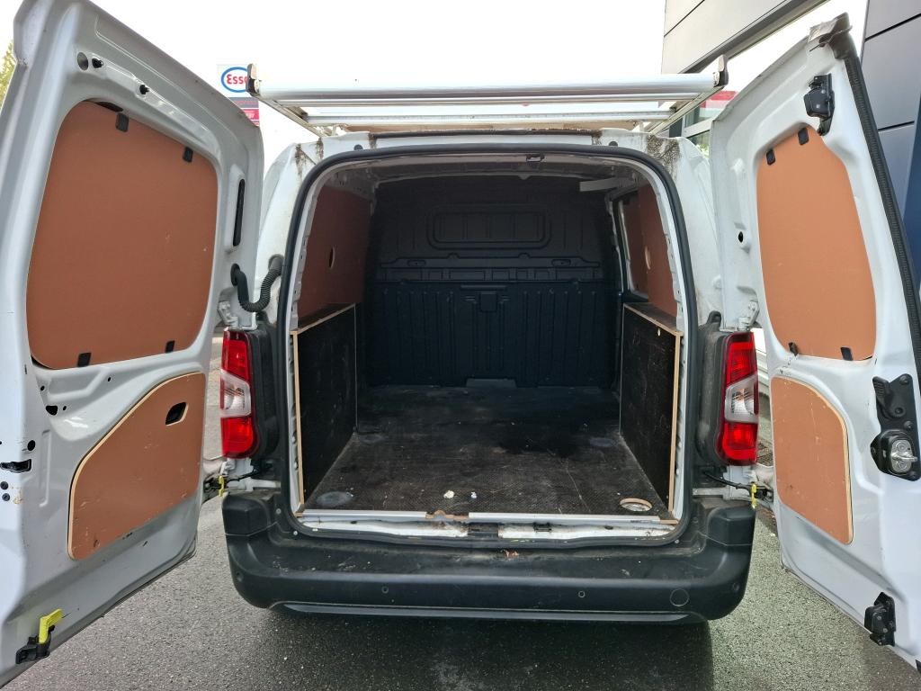 Peugeot PARTNER FOURGON STANDARD 650 KG BLUEHDI 130 S&S EAT8 PREMIUM 2021