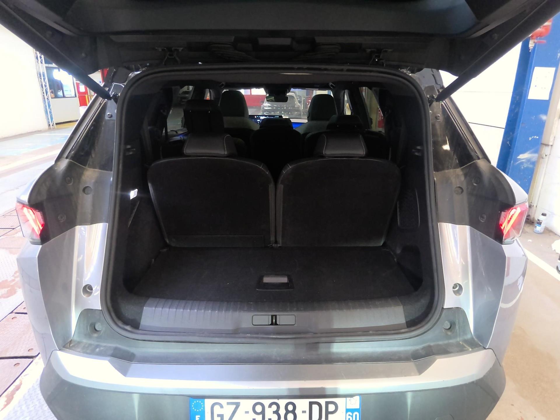 Peugeot 5008 Hybrid 136 e-DCS6 GT 2024