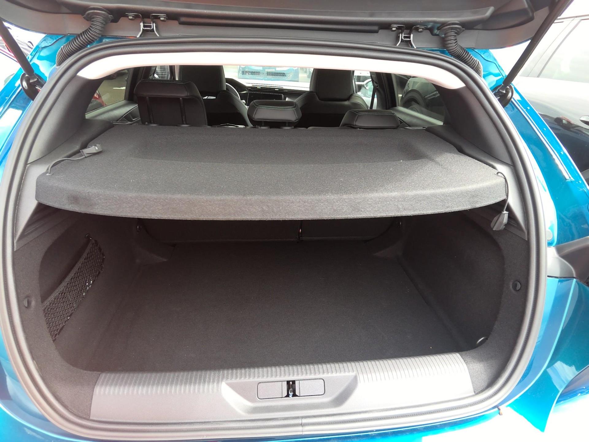 Peugeot 308 BlueHDi 130ch S&S EAT8 Allure 2025
