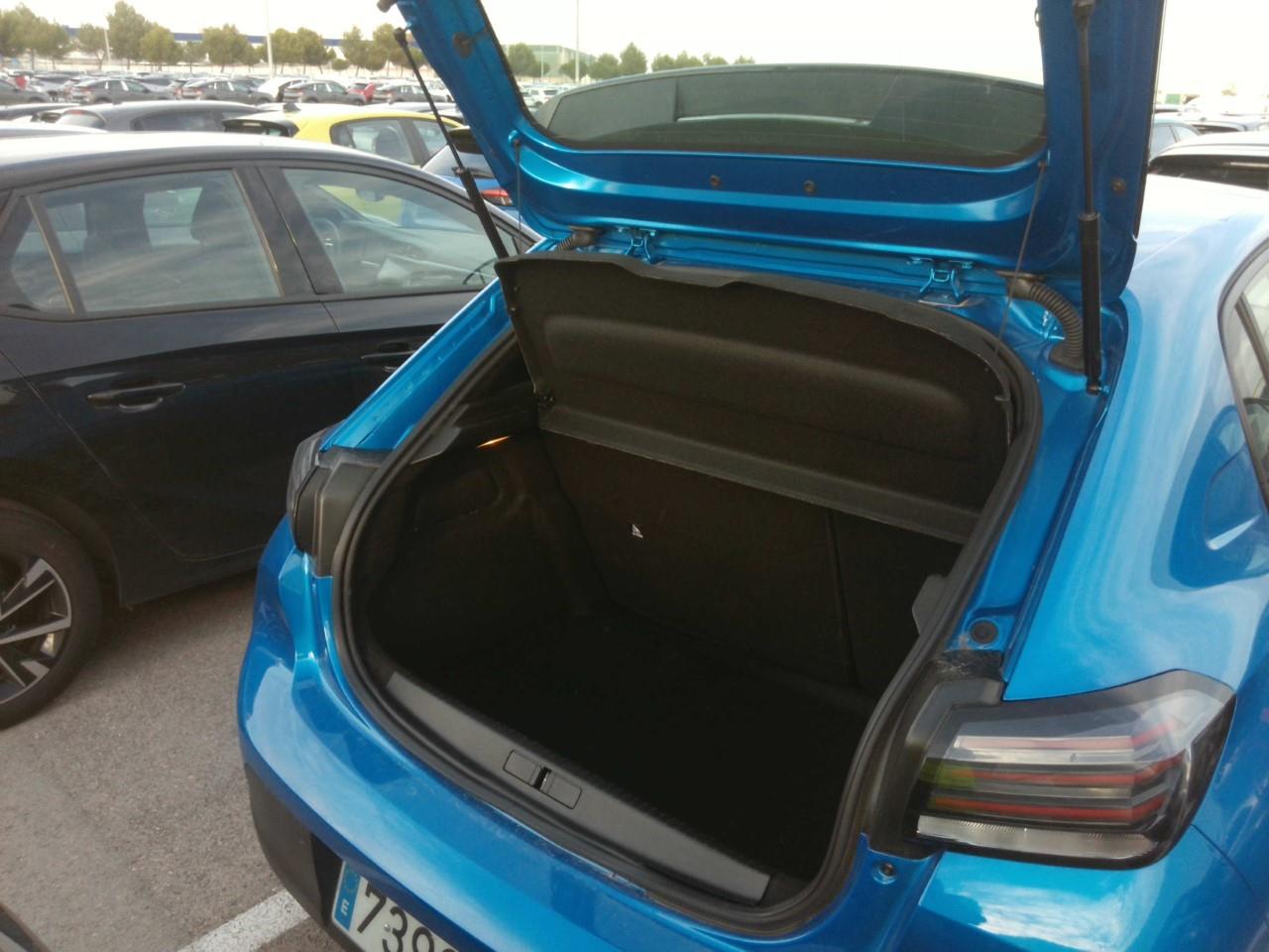 Foto Peugeot 208 17
