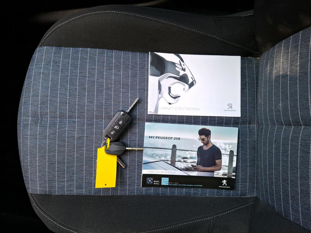 Peugeot 208 BLUEHDI 100 S&S BVM6 PREMIUM 2022