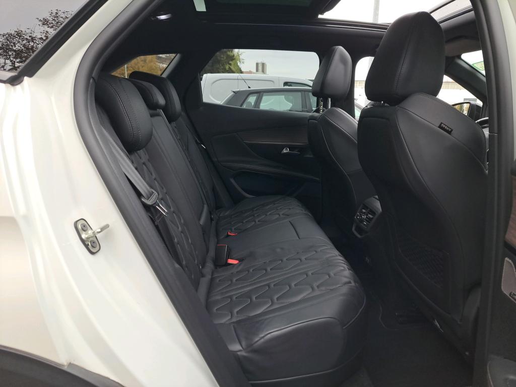 Peugeot 3008 Hybrid 225 e-EAT8 GT Pack 2021