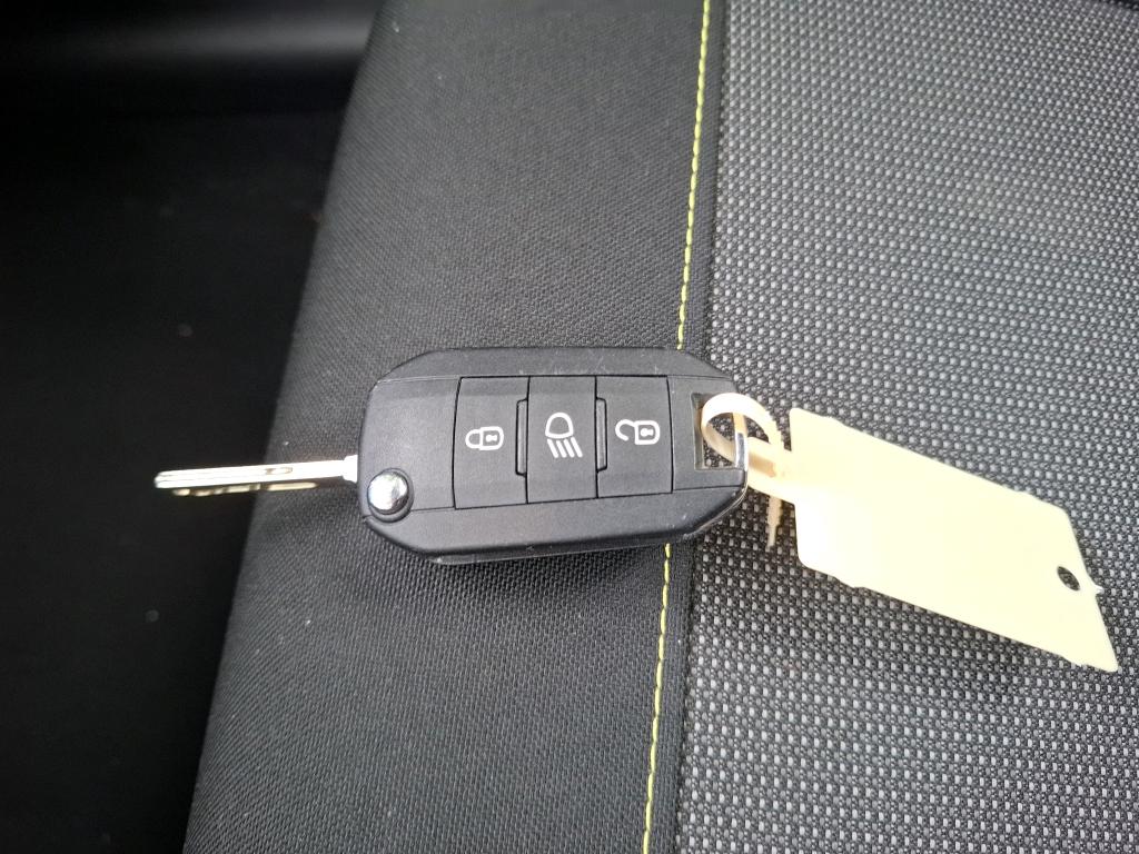 Citroen C3 PureTech 110 S&S EAT6 Shine Business 2022