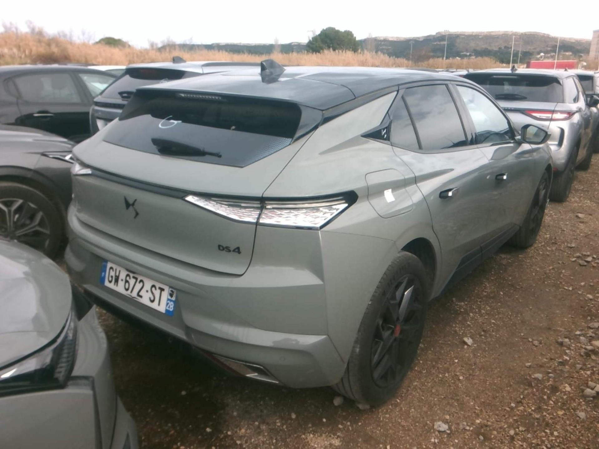DS DS 4 BlueHDi 130 EAT8 Performance Line 2024