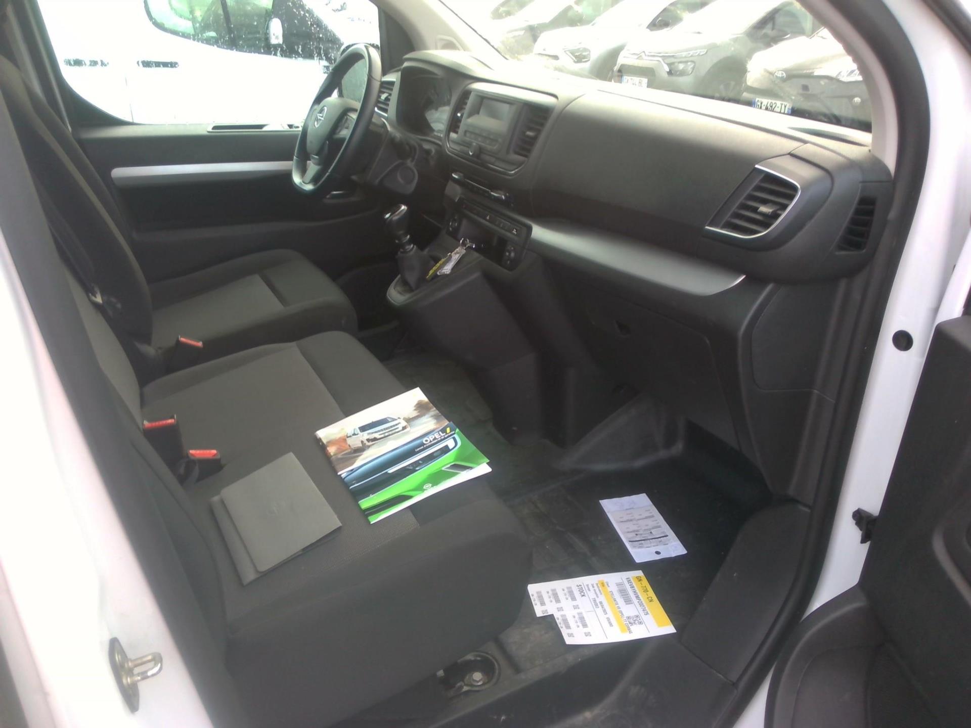 Opel VIVARO FGN TAILLE M BLUEHDI 120 S&S BVM6  2023