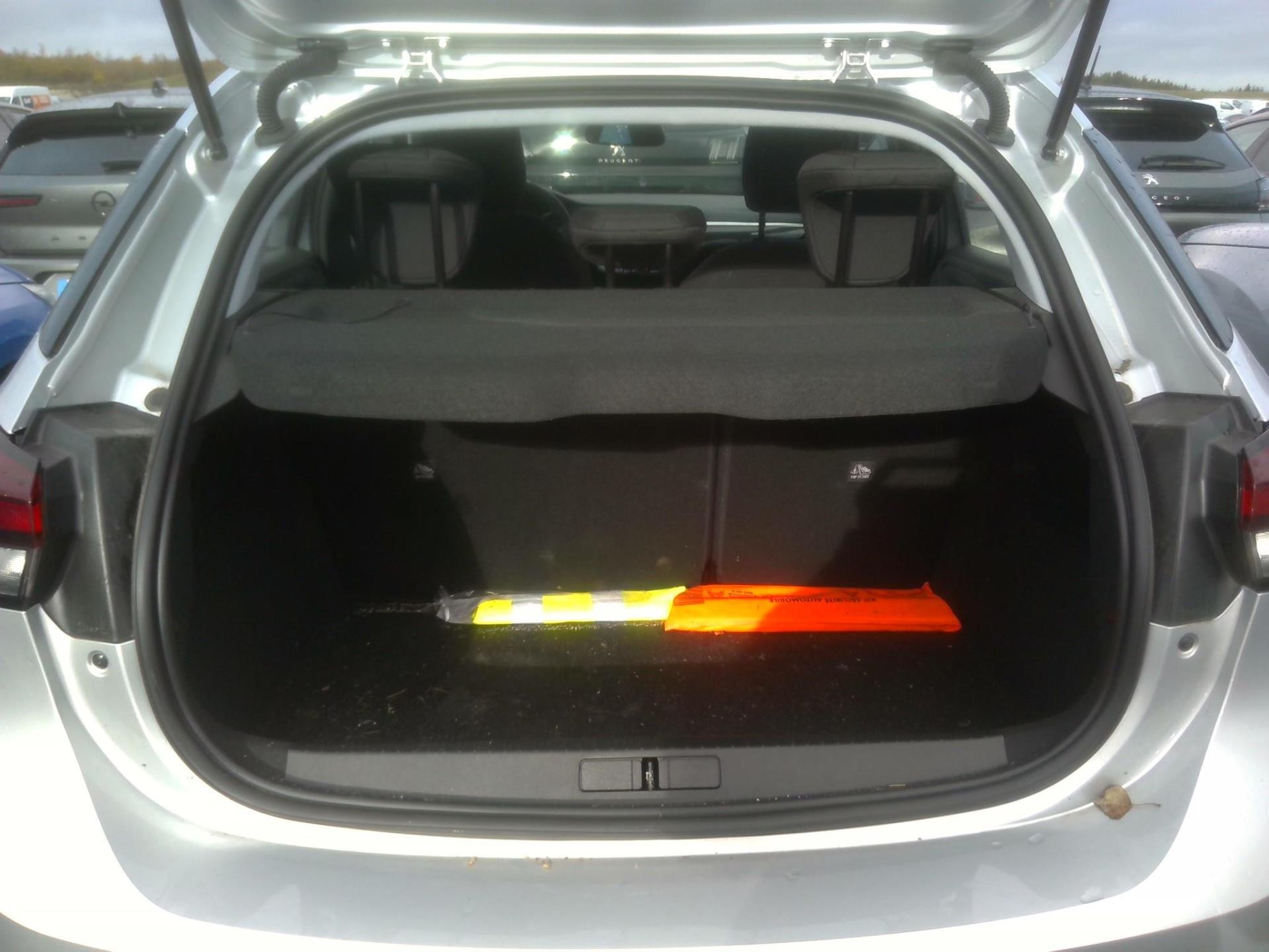 Opel Corsa 1.2 75 ch BVM5 Elegance Business 2023
