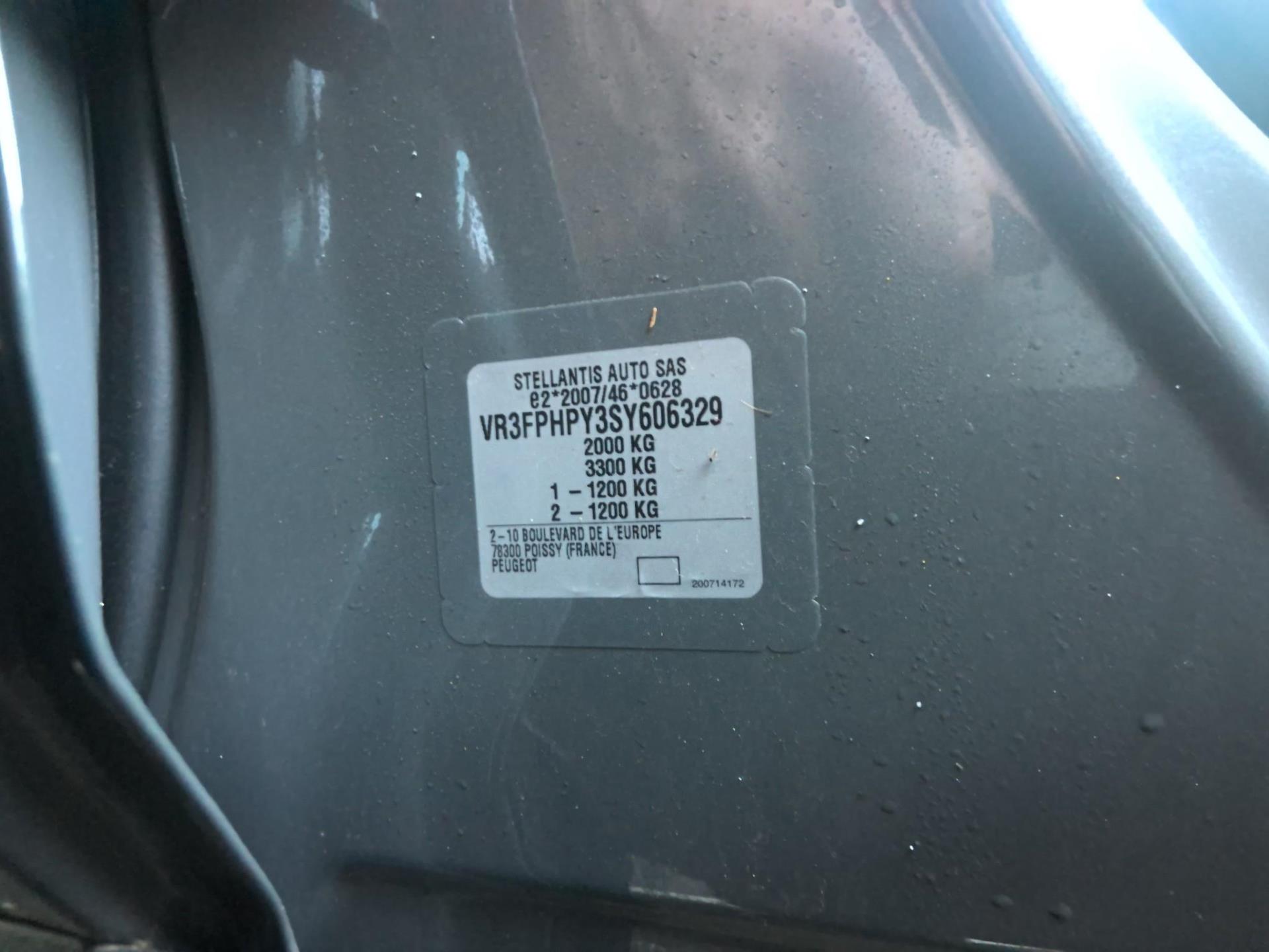 Peugeot 408 Hybrid 145 e-DCS6 GT 2025