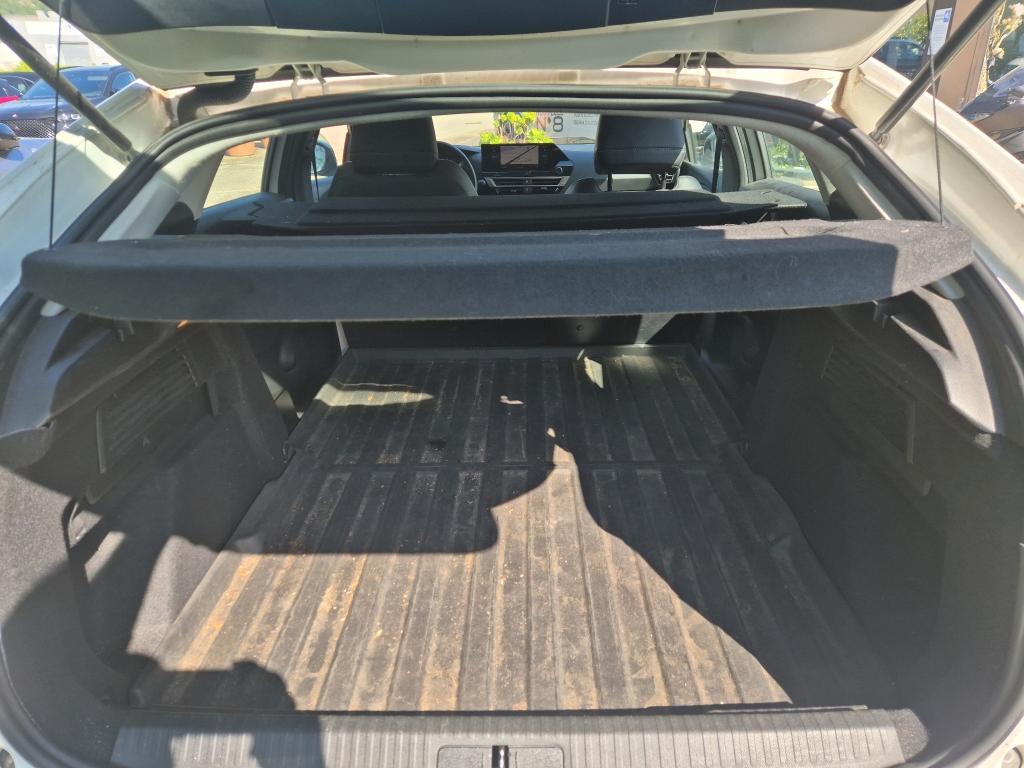 Citroen C4 SOCIETE BLUEHDI 130 S&S EAT8 FEEL NAV BUSINESS R 2022