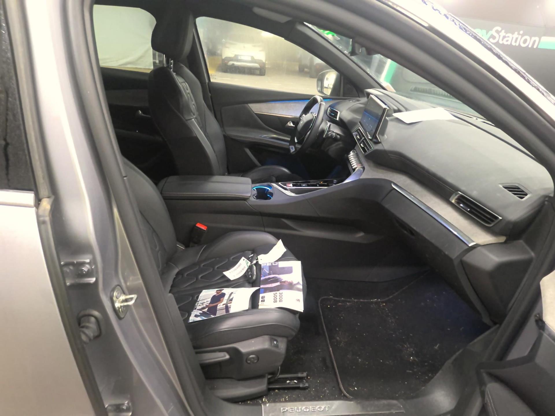 Peugeot 3008 Hybrid4 300 e-EAT8 GT 2023