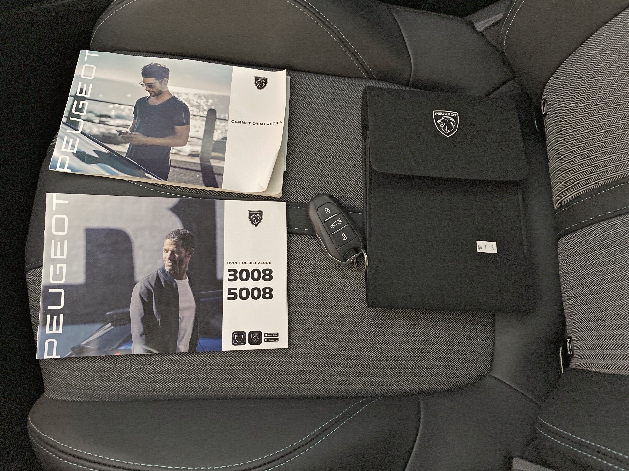 Peugeot 3008 BlueHDi 130ch S&S EAT8 Allure Pack 2023