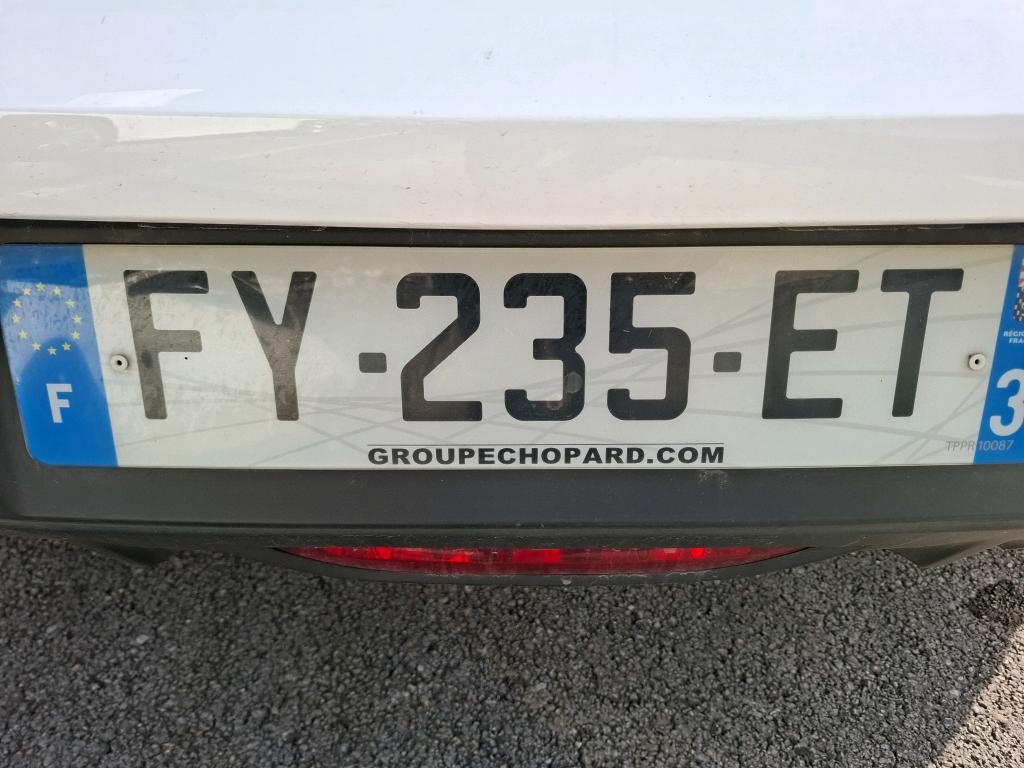 Peugeot 208 BlueHDi 100 S&S BVM6 Active Business 2021