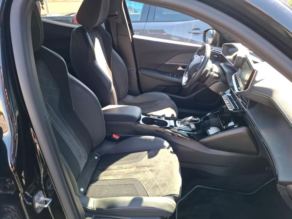 Peugeot 2008 PureTech 130 S&S EAT8 GT Pack 2022