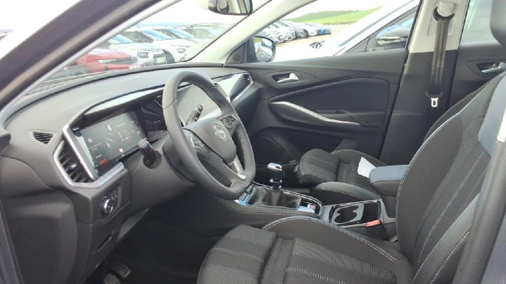 Foto Opel Grandland 4
