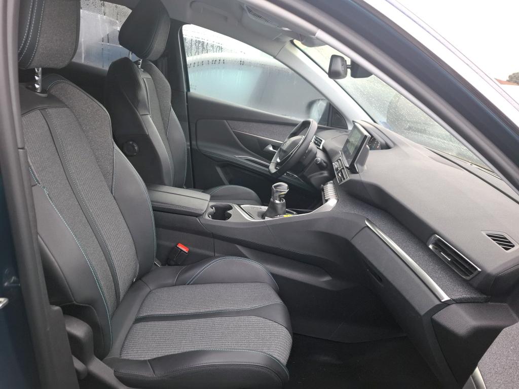 Peugeot 3008 Puretech 130ch S&S BVM6 Allure Pack 2022