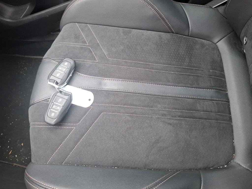 Peugeot 3008 BlueHDi 130ch S&S EAT8 GT 2021