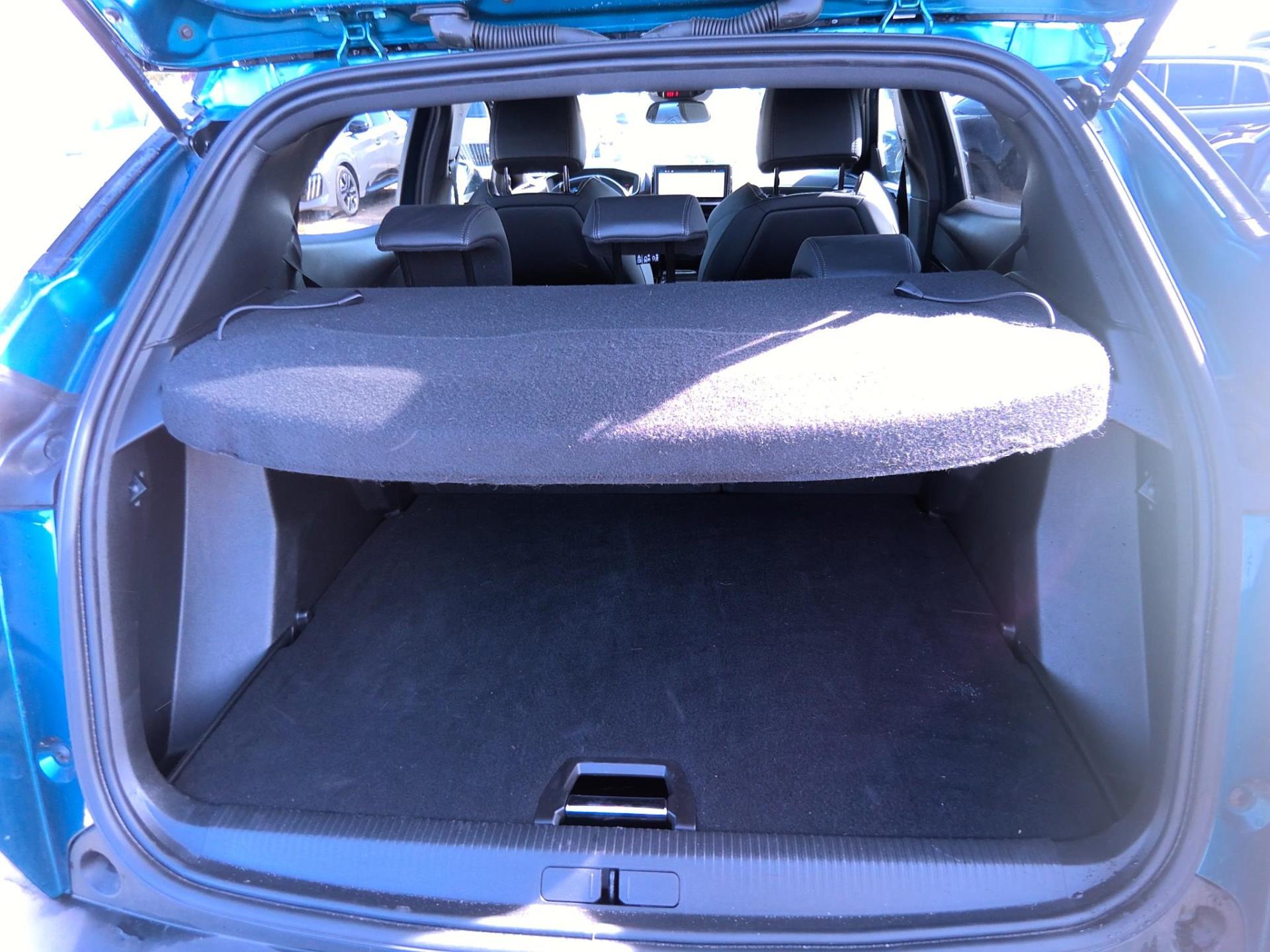 Peugeot 2008 Hybrid 145 ch e-DCS6 GT 2026