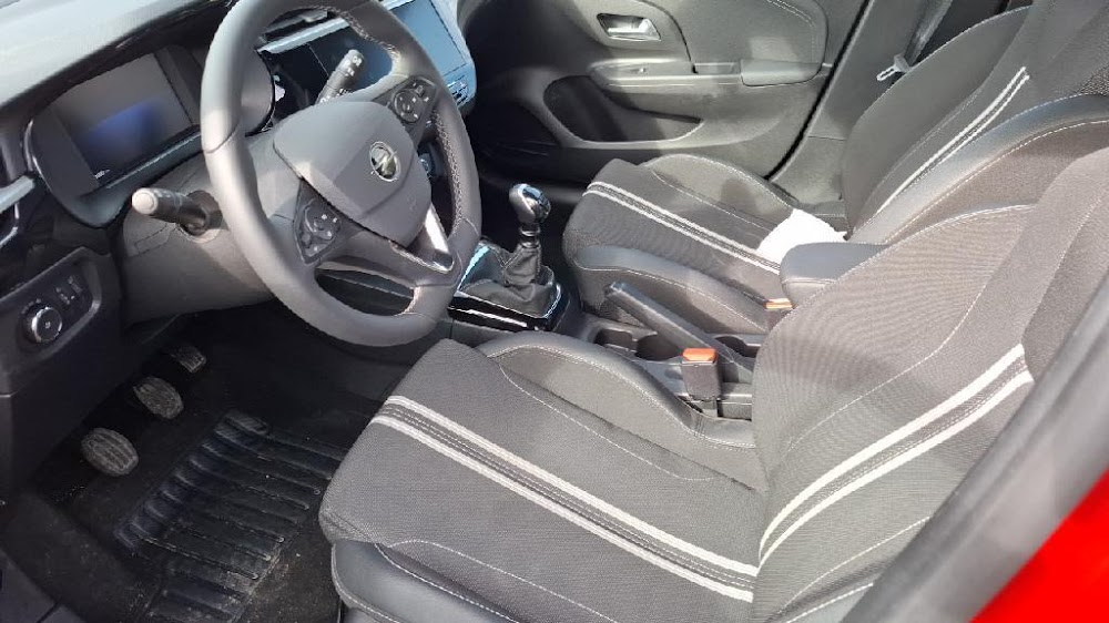 Foto Opel Corsa 16