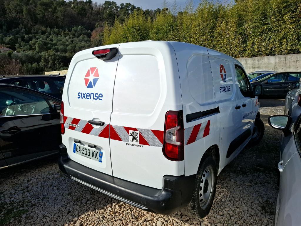 Peugeot PARTNER FOURGON STANDARD 650 KG BLUEHDI 130 S&S EAT8 ASPHALT 2021